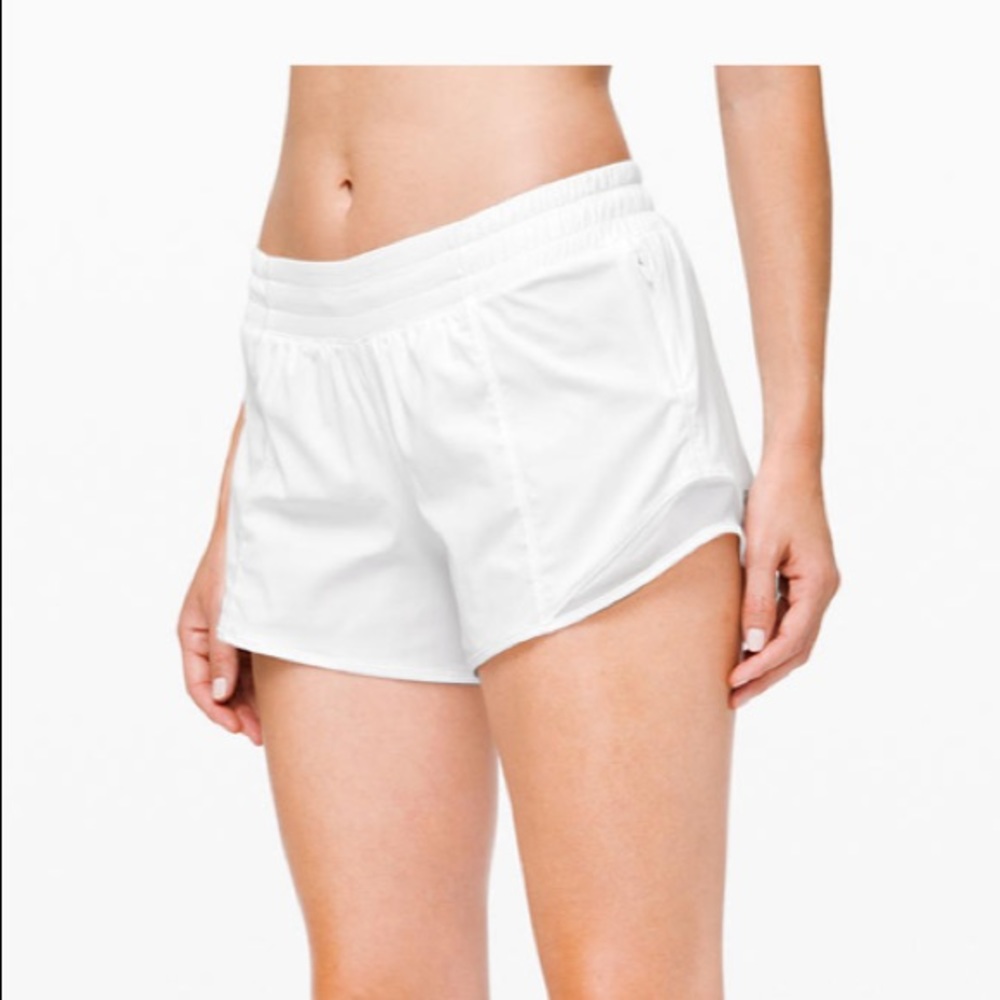 Lululemon Hotty Hot Short II 4” Size 10 in white